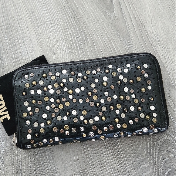 Frye Handbags - RARE FRYE DEBORAH STUDDED WALLET ZIP-AROUND ORGANIZER CONTINENTAL CLUTCH